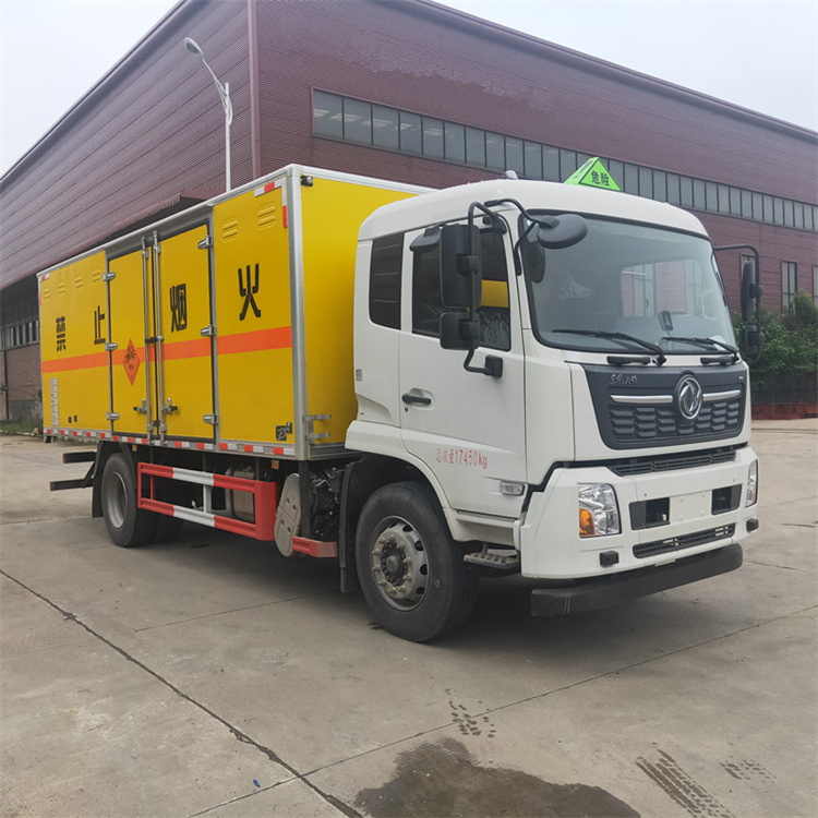東風(fēng)天錦爆破器材運(yùn)輸車(chē),10噸火藥運(yùn)輸車(chē)