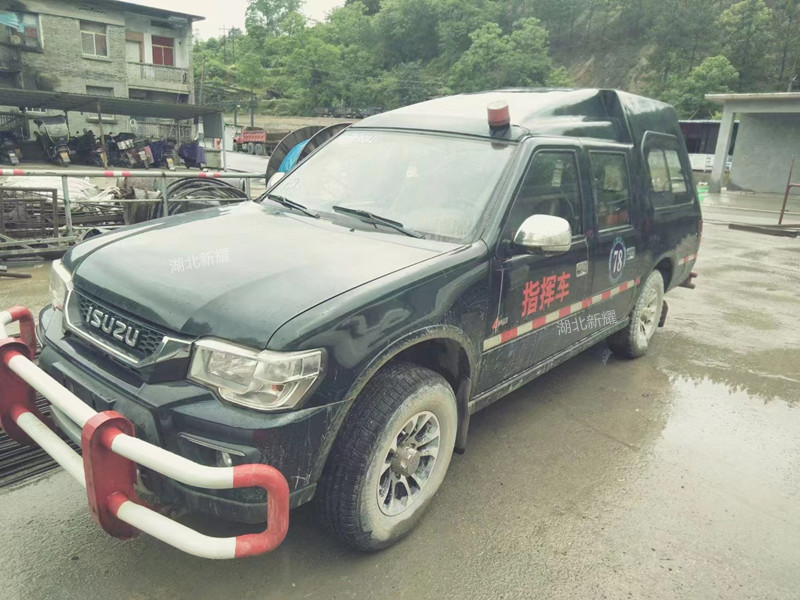慶鈴皮卡礦用運(yùn)人車(chē),井下10座人員運(yùn)輸車(chē),礦山皮卡指揮車(chē)